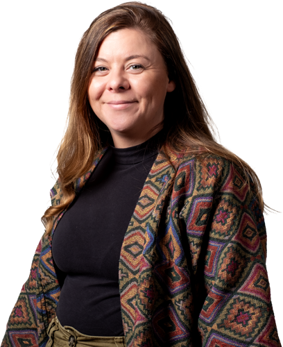 A headshot of Lyndsey Mason